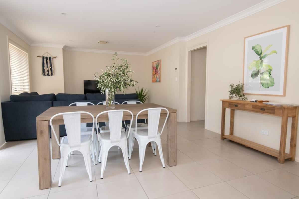 Holiday home Park Spacious 2 Bedroom Unit Close To Cbd Orange